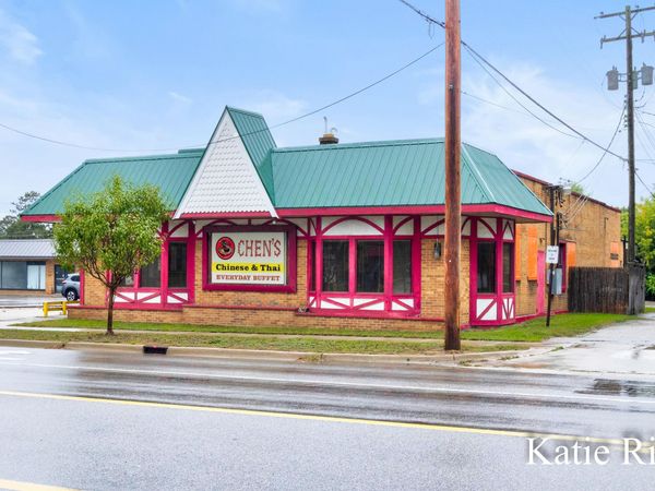 212 E Colby Street, Whitehall, MI 49461
