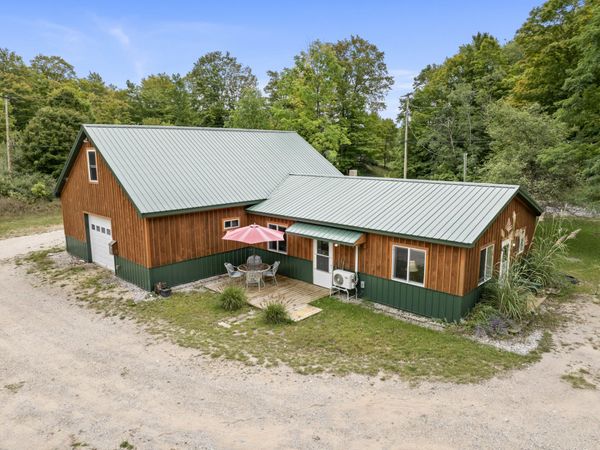 7314 Walker Street, Benzonia, MI 49616