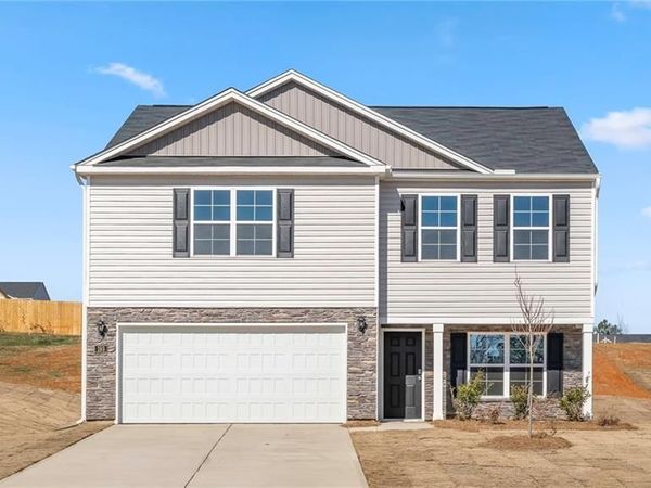 2350 Foxtail Lane, Yadkinville, NC 27055