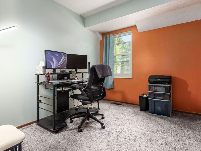 493 Foxtrail Circle E, Westerville, OH 43081 Photo 11