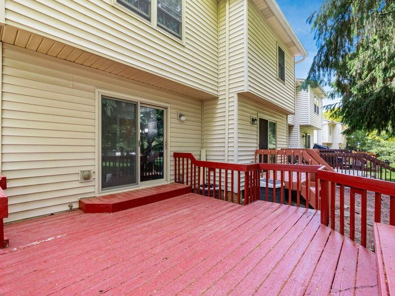 493 Foxtrail Circle E, Westerville, OH 43081 Photo 17