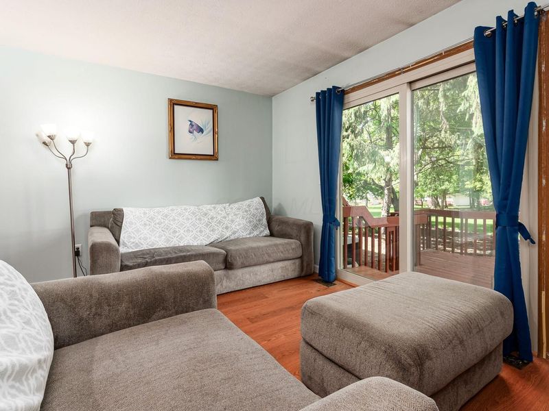 493 Foxtrail Circle E, Westerville, OH 43081 Photo 7