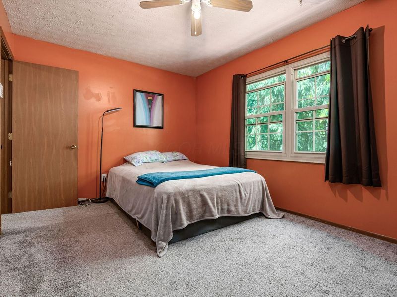 493 Foxtrail Circle E, Westerville, OH 43081 Photo 9