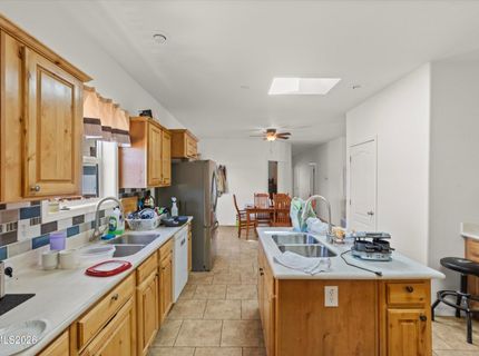 220 Mark Twain Avenue, Dayton, NV 89403 Photo