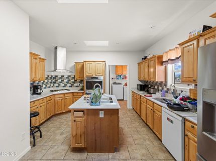 220 Mark Twain Avenue, Dayton, NV 89403 Photo