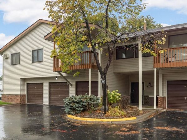 3914 Foss Road , Unit 101, Saint Anthony, MN 55421