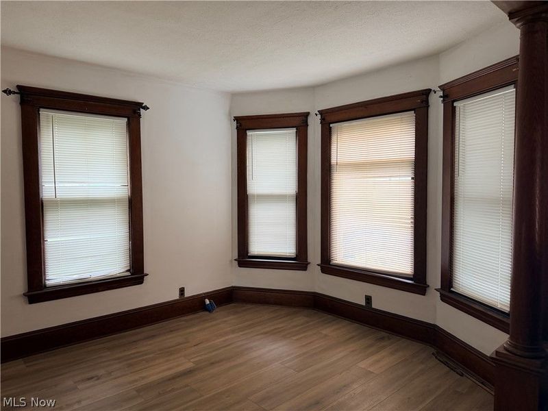 1043 W 50th Street, Ashtabula, OH 44004 Photo 9