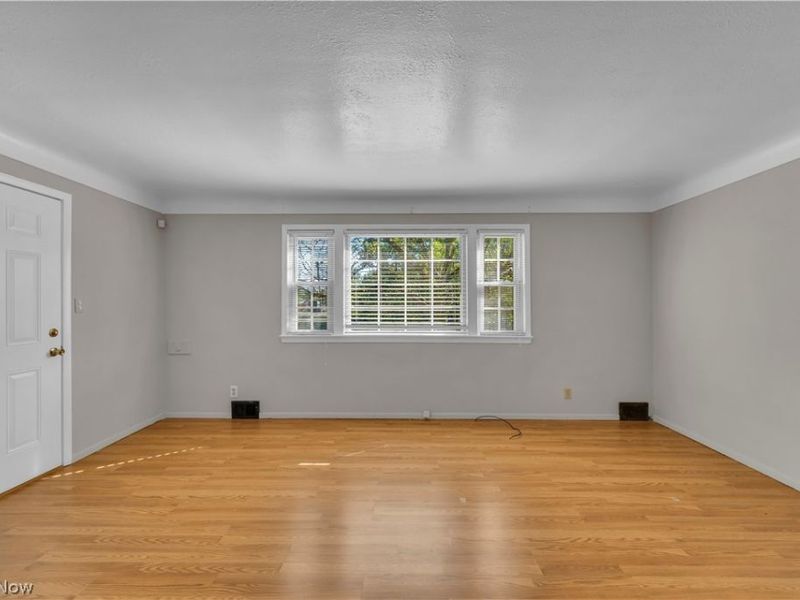 77 Solon Road, Unit 1/DN, Bedford, OH 44146 Photo 4