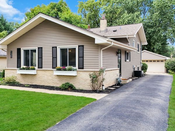 130 S Milton Avenue , Glen Ellyn, IL 60137