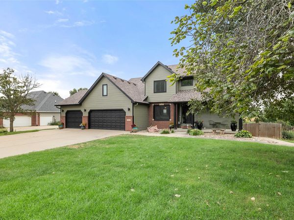 1520 S 5th Street, Carlisle, IA 50047