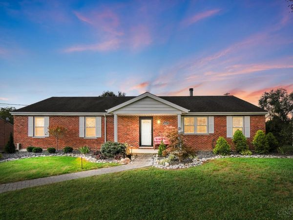 6821 Rackview Road, Green Twp, OH 45248