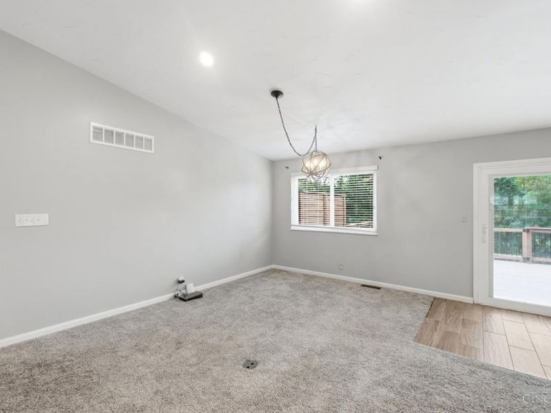6821 Rackview Road, Green Township, OH 45248 Photo 13