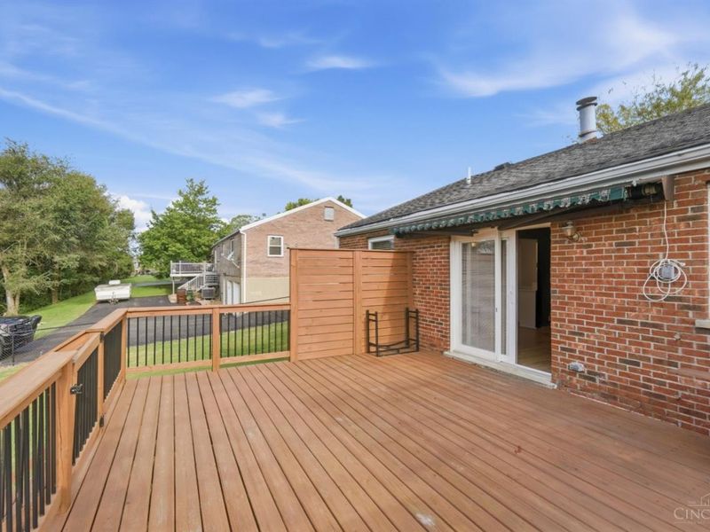 6821 Rackview Road, Green Township, OH 45248 Photo 56