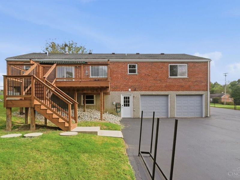 6821 Rackview Road, Green Township, OH 45248 Photo 58