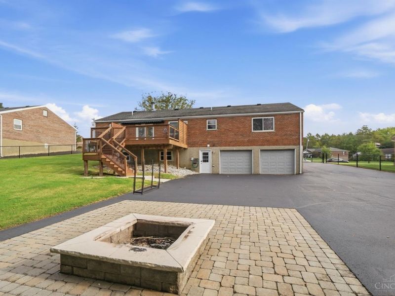 6821 Rackview Road, Green Township, OH 45248 Photo 60