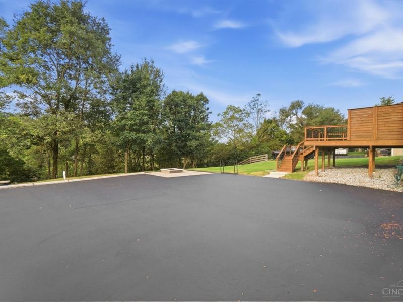 6821 Rackview Road, Green Township, OH 45248 Photo 61