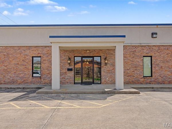 2737 E Jackson Boulevard , Jackson, MO 63755