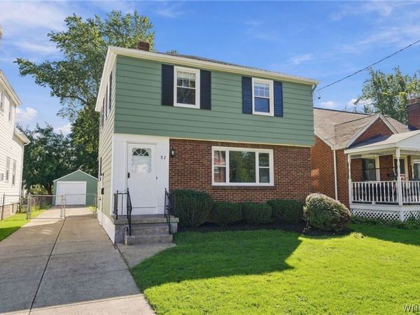 82 Woodcrest Drive, Buffalo, NY 14220