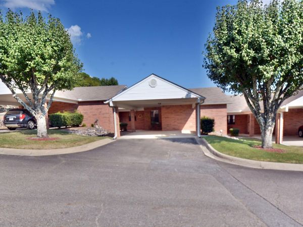 500 PAKIS Street, Hot Springs, AR 71913