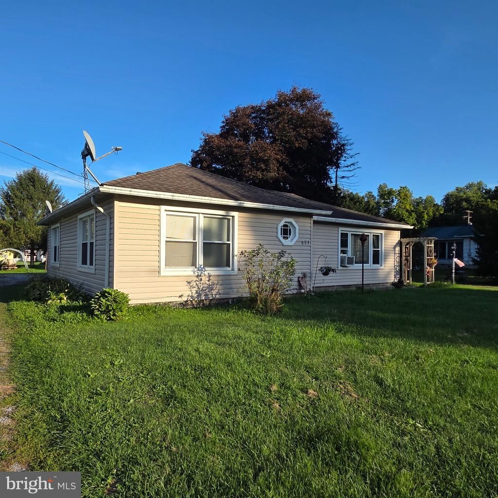 521 WILSON STREET , JERSEY SHORE, PA 17740