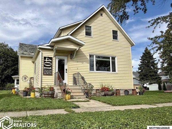 401 10th Street N, Northwood, IA 50459