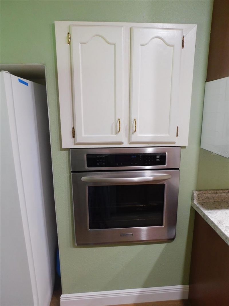 112 Husek Street, Masaryktown, FL 34604 Photo