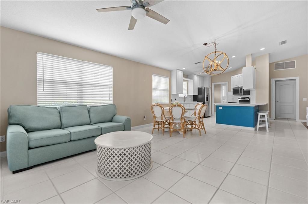 4167 Saint George Ln, Naples, FL 34119 Photo