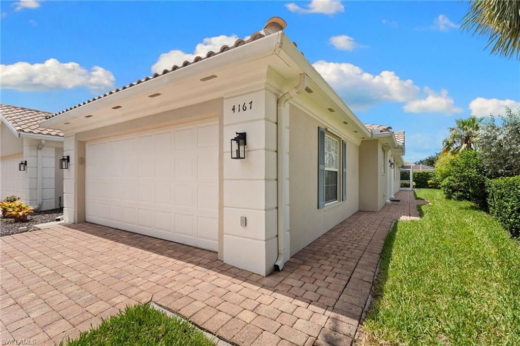 4167 Saint George Ln, Naples, FL 34119 Photo