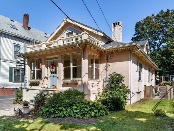 45 Summit Ave, Salem, MA 01970