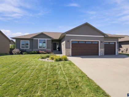 4217 S Alpine Ave Sioux Falls, SD 57110
