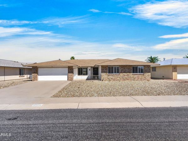 10806 W PINEAIRE Drive, Sun City, AZ 85351