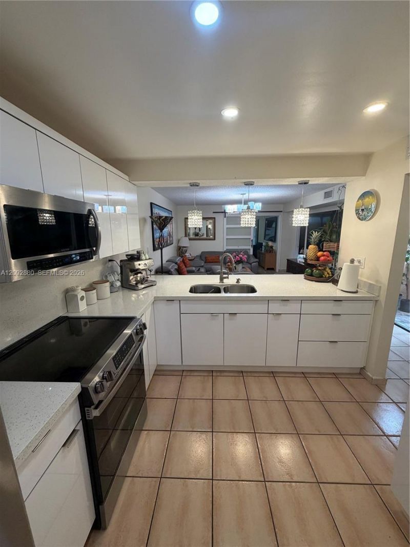 13193 SW 9th Ter , Miami, FL 33184 Photo