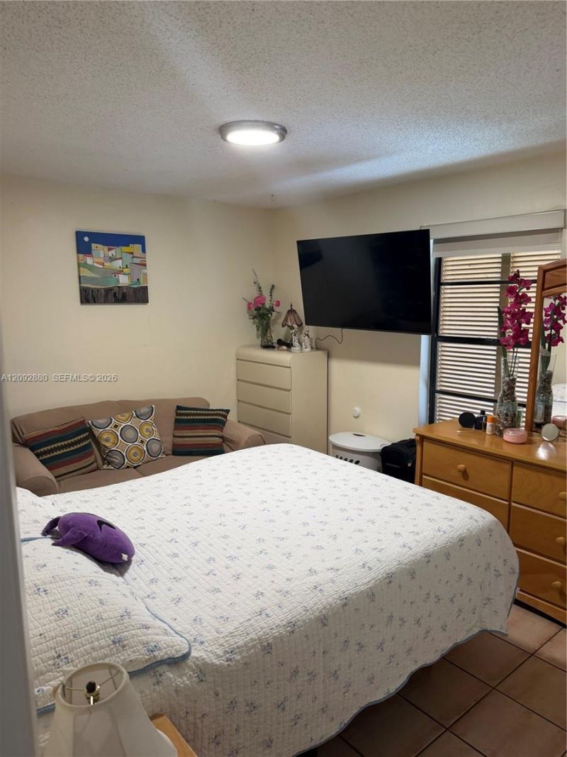 13193 SW 9th Ter , Miami, FL 33184 Photo