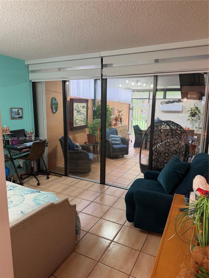 13193 SW 9th Ter , Miami, FL 33184 Photo