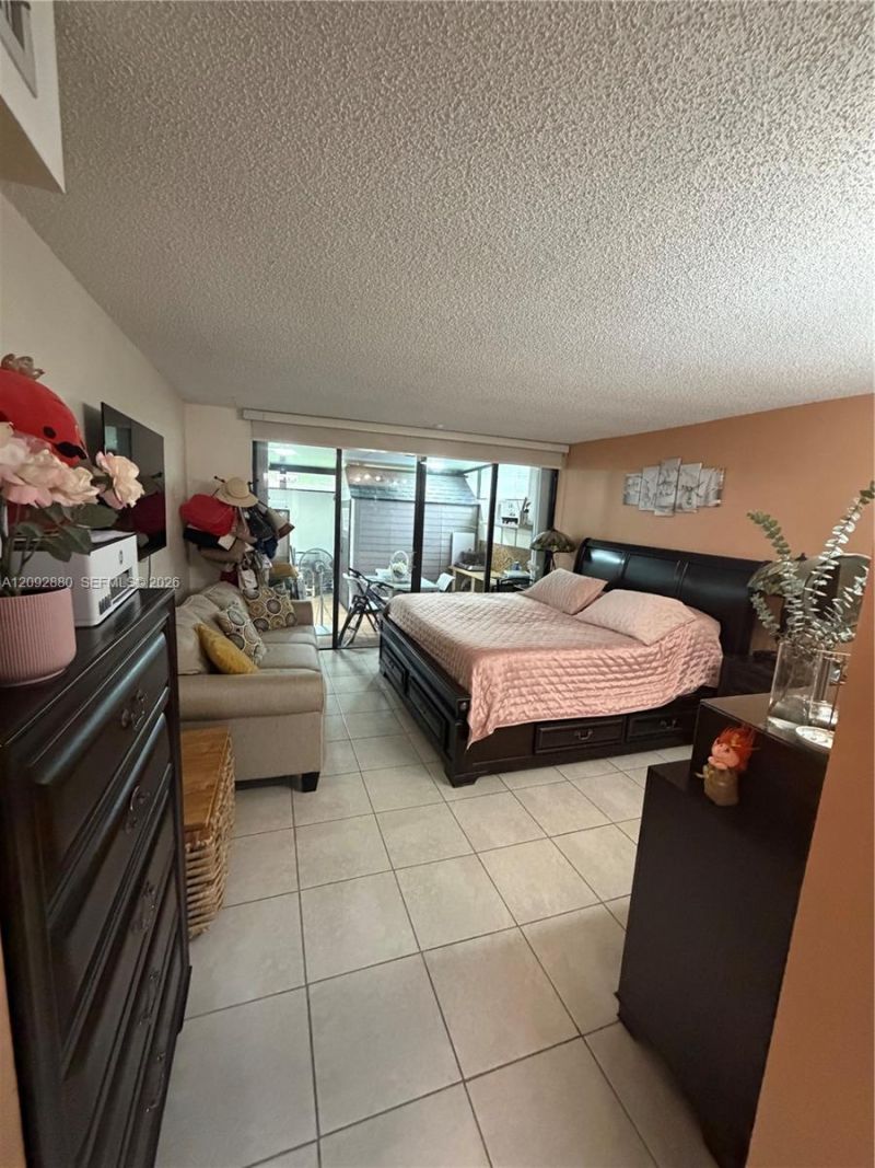 13193 SW 9th Ter , Miami, FL 33184 Photo