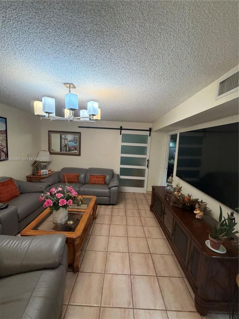 13193 SW 9th Ter , Miami, FL 33184 Photo