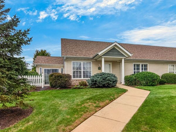 252 LILY Lane , Unit 252, Rockford, IL 61107