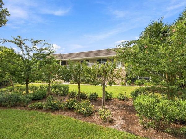 641 Periwinkle Way, Unit A3, Sanibel, FL 33957