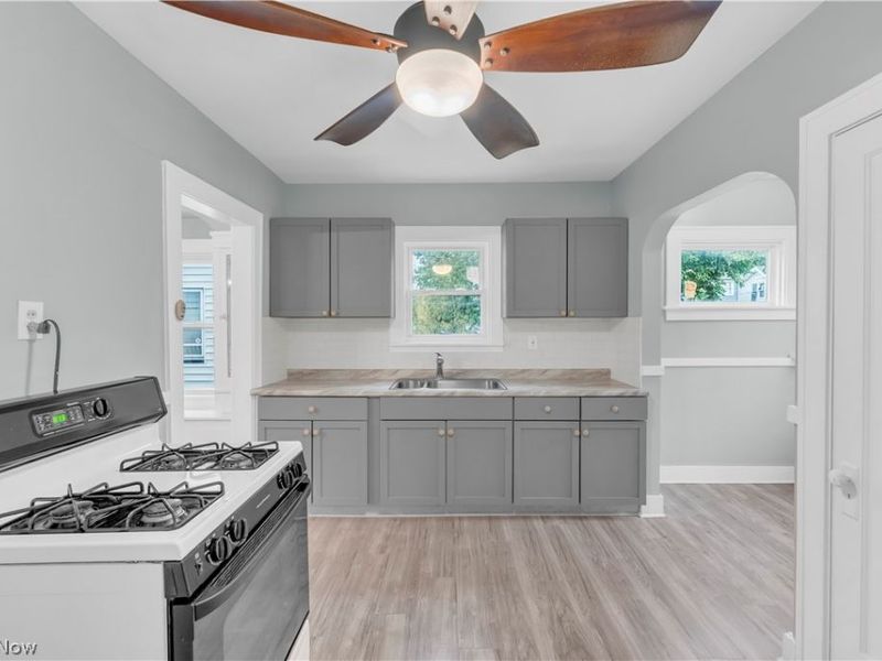 3878 W 137th Street, Cleveland, OH 44111 Photo 12