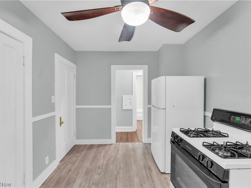 3878 W 137th Street, Cleveland, OH 44111 Photo 14