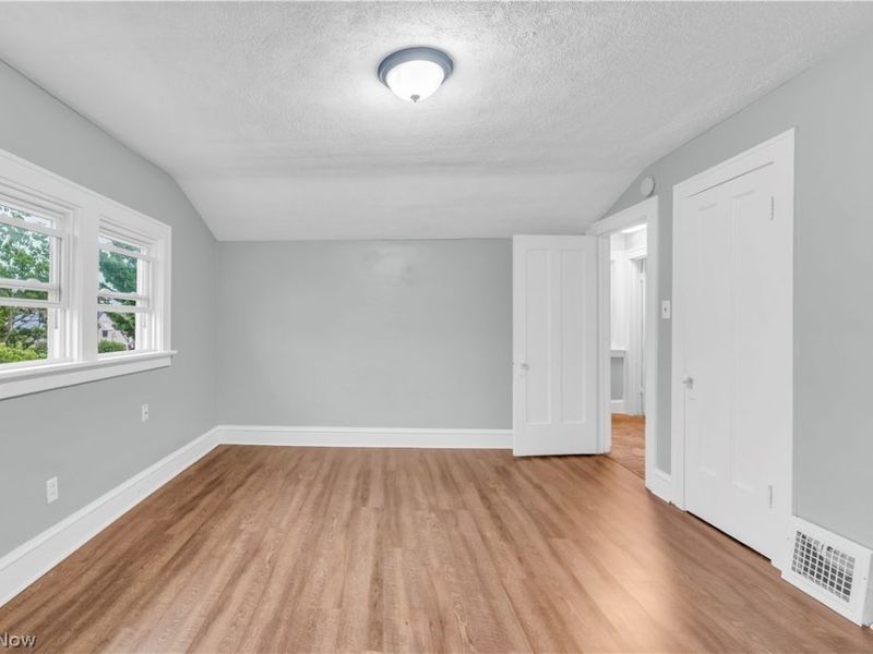 3878 W 137th Street, Cleveland, OH 44111 Photo 16