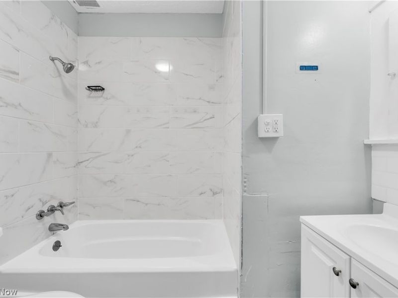 3878 W 137th Street, Cleveland, OH 44111 Photo 25