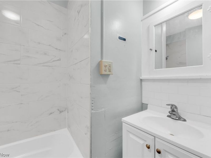 3878 W 137th Street, Cleveland, OH 44111 Photo 26