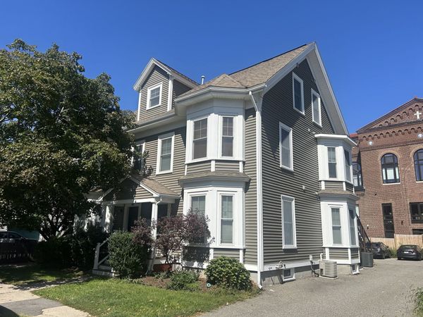 116 Chestnut St, Unit 5, Waltham, MA 02453