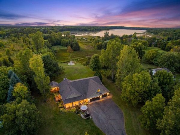 10243 John Trail, Chisago City, MN 55013