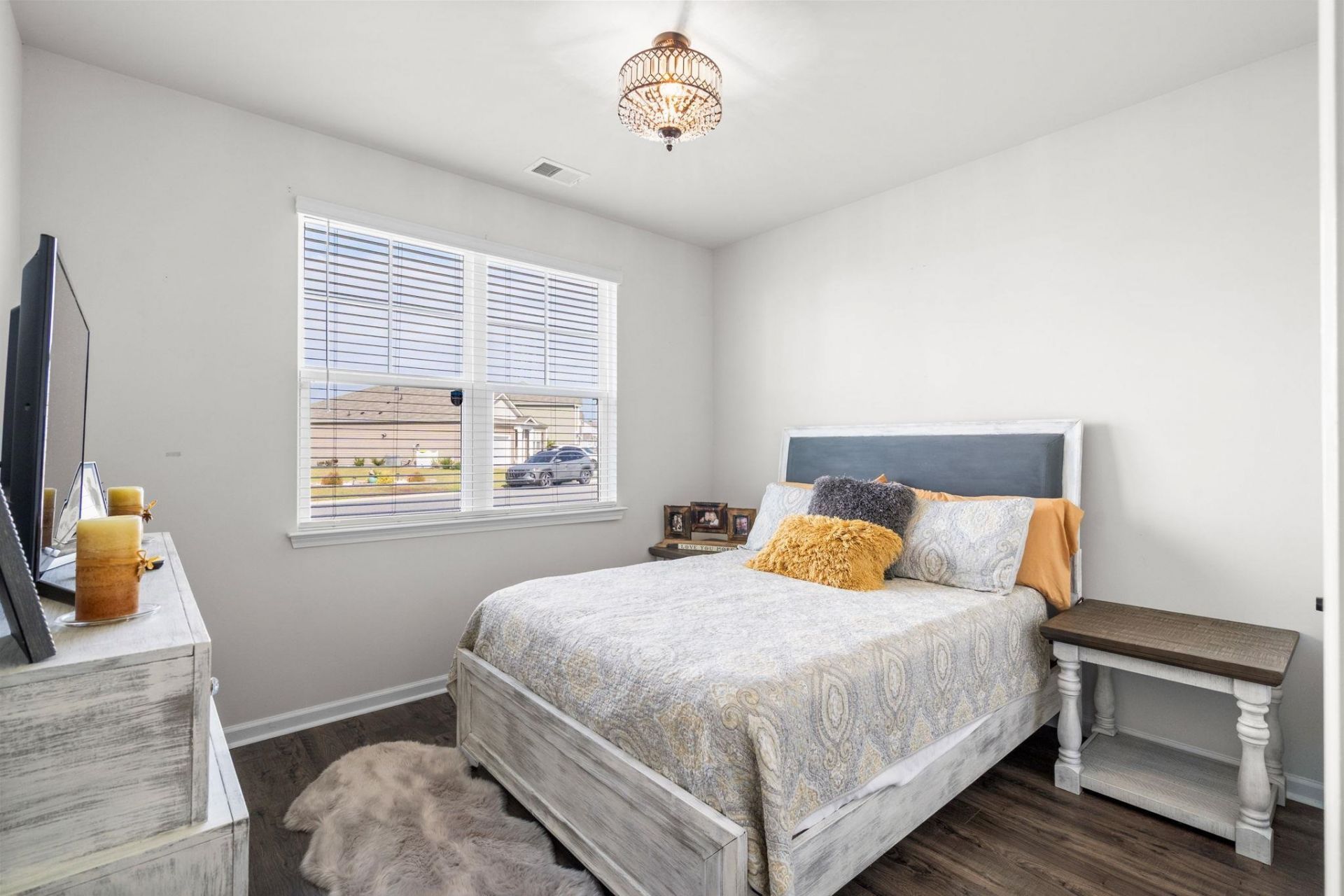 2253 Blackthorn Dr. Photo 32