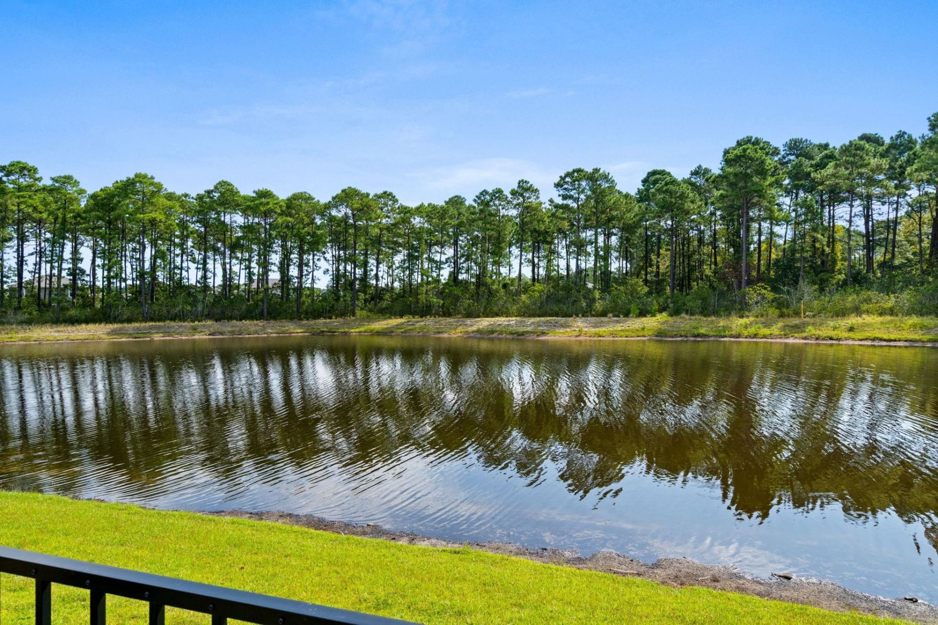 2253 Blackthorn Dr. Photo 42