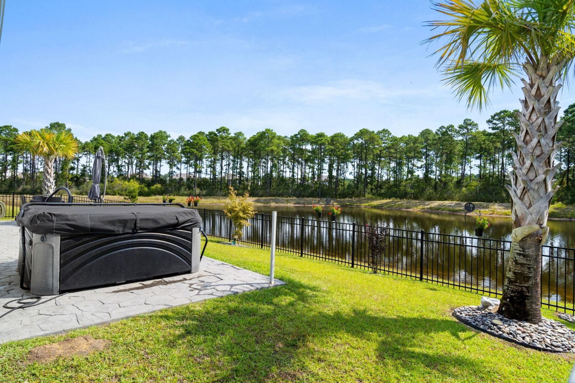 2253 Blackthorn Dr. Photo 44