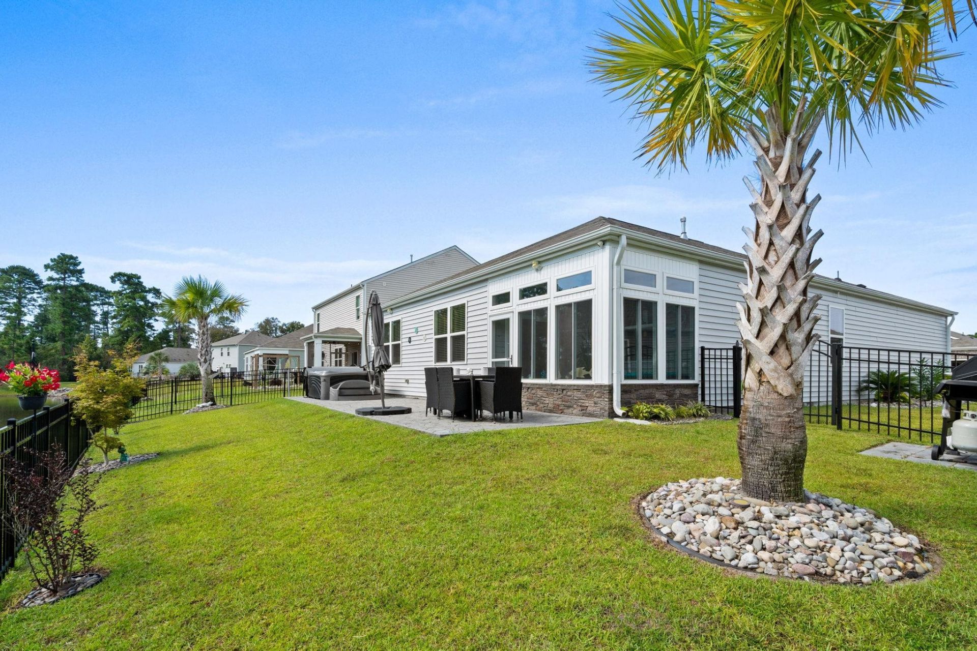 2253 Blackthorn Dr. Photo 45