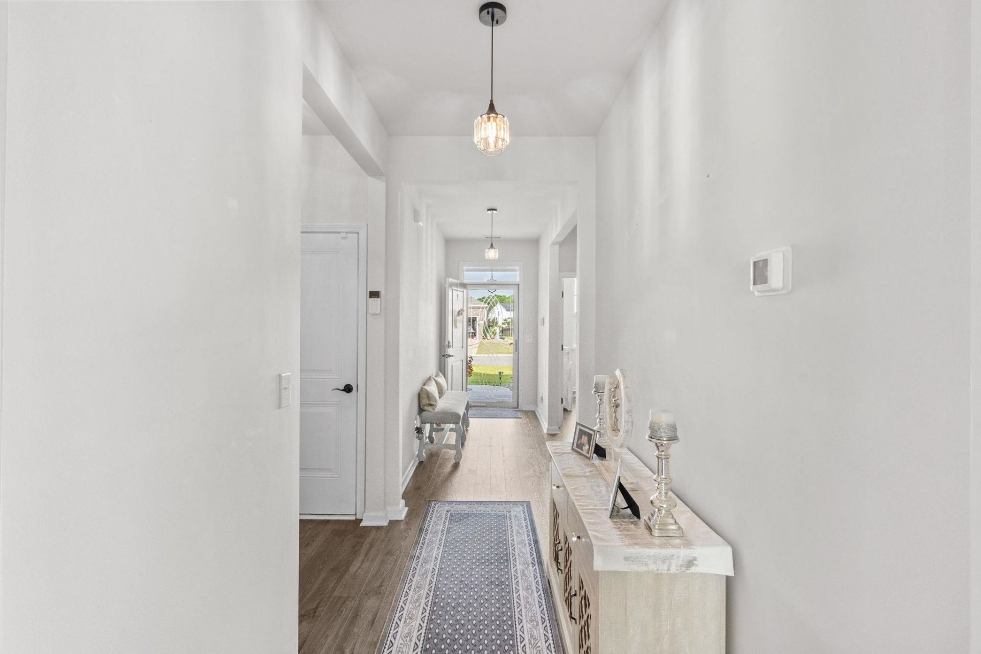 2253 Blackthorn Dr. Photo 5